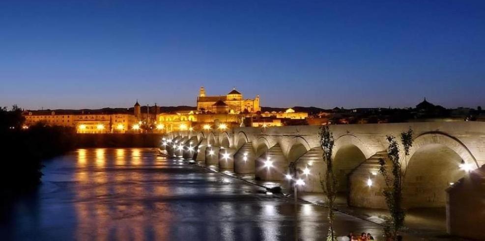 A 20 Metros De La Mezquita Catedral ,Apartamentos Turistico Cespedes 5 Κόρδοβα Εξωτερικό φωτογραφία
